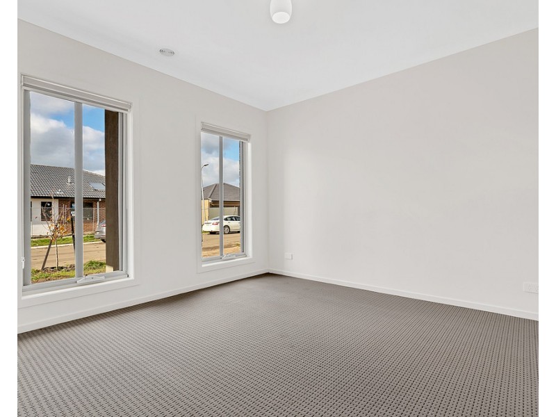 26 Bookham Circuit, Kalkallo VIC 3064