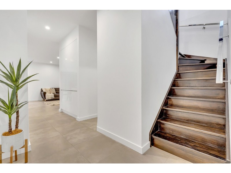 1 Divan Place, Craigieburn VIC 3064