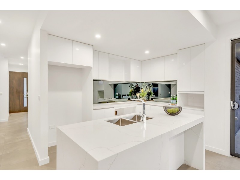 1 Divan Place, Craigieburn VIC 3064