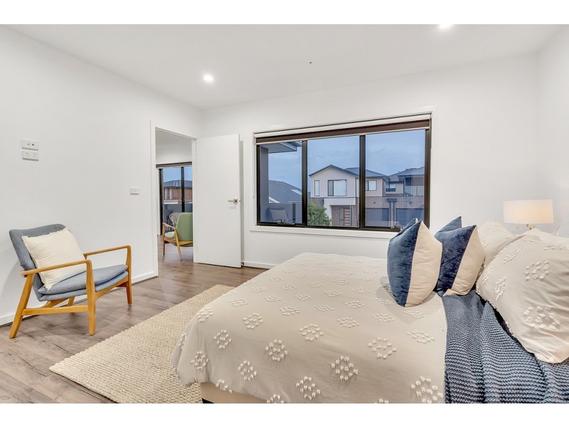 1 Divan Place, Craigieburn VIC 3064