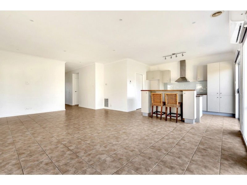 12 Ashville Place, Craigieburn VIC 3064