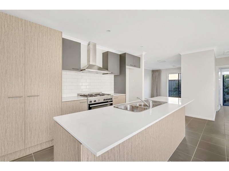 7 McInerney Road,, Kalkallo VIC 3064