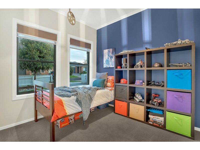 9 Royal Troon Way, Craigieburn VIC 3064