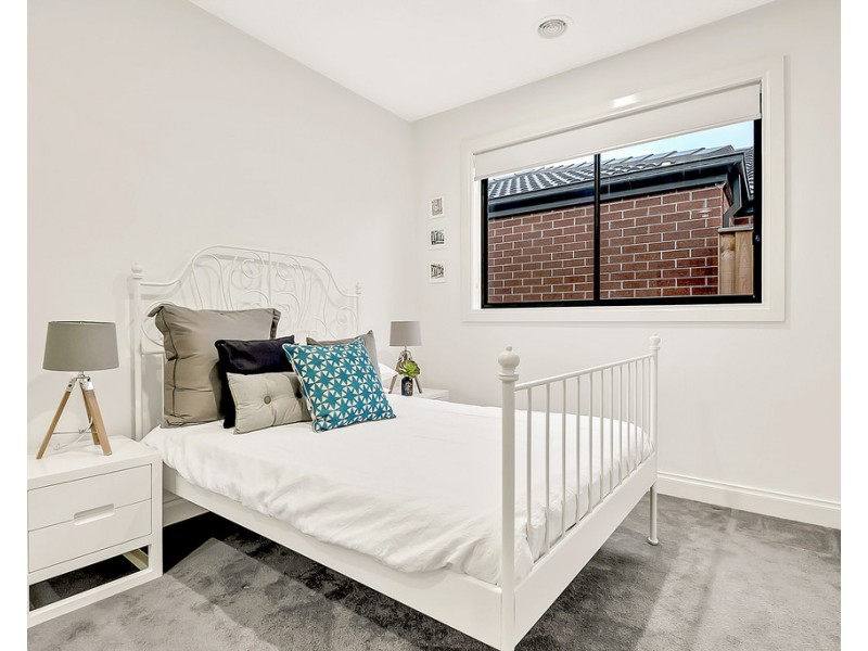 19 Troidini Entrance, Mickleham VIC 3064