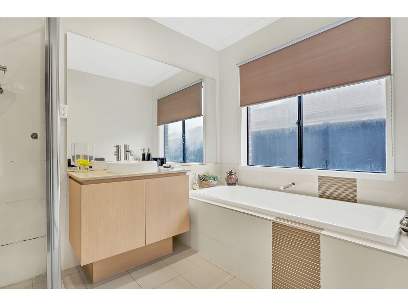 11 Humber Street, Craigieburn VIC 3064