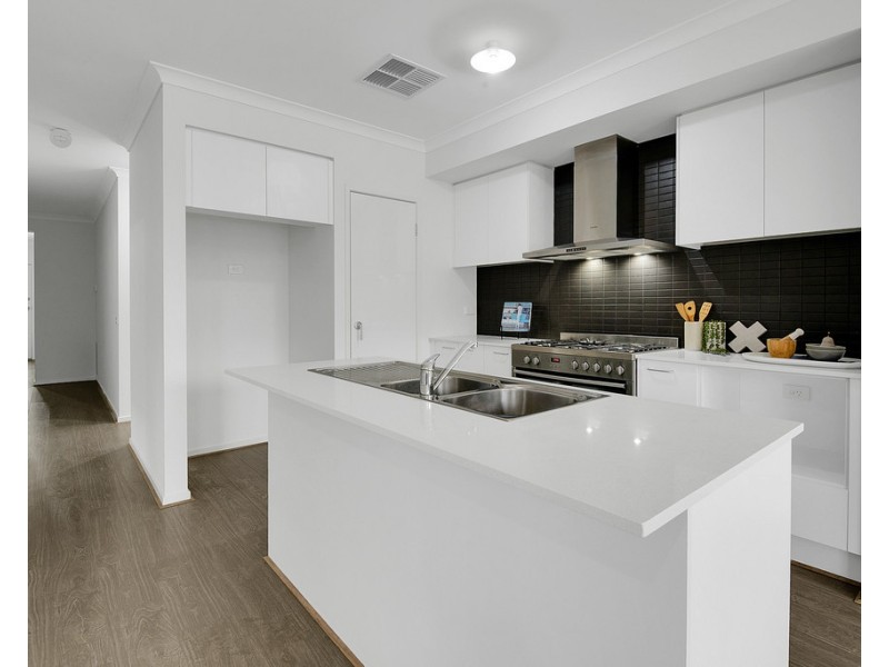 47 Loudon Circuit, Craigieburn VIC 3064