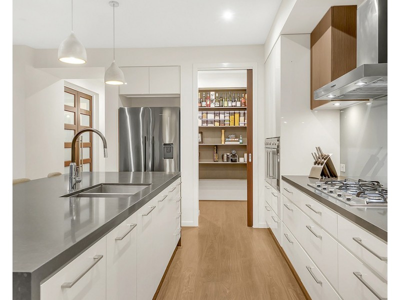 4 Hampstead Place, Craigieburn VIC 3064