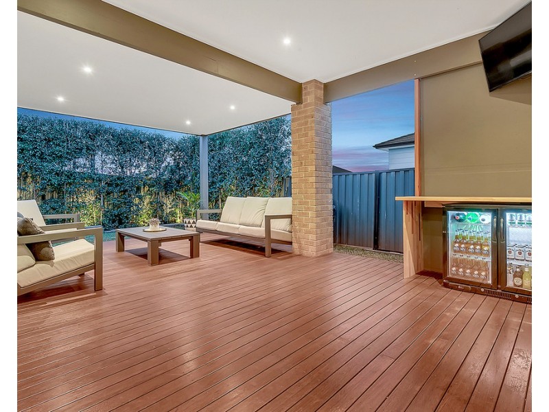 4 Hampstead Place, Craigieburn VIC 3064