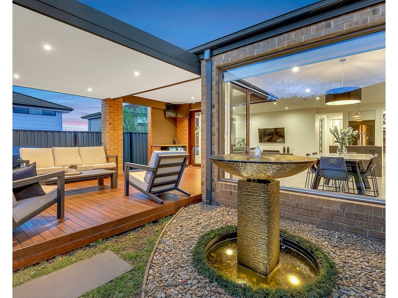 4 Hampstead Place, Craigieburn VIC 3064