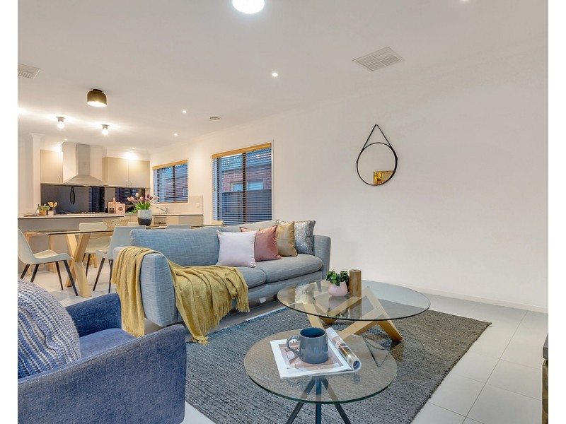 10 Eminence Way, Craigieburn VIC 3064