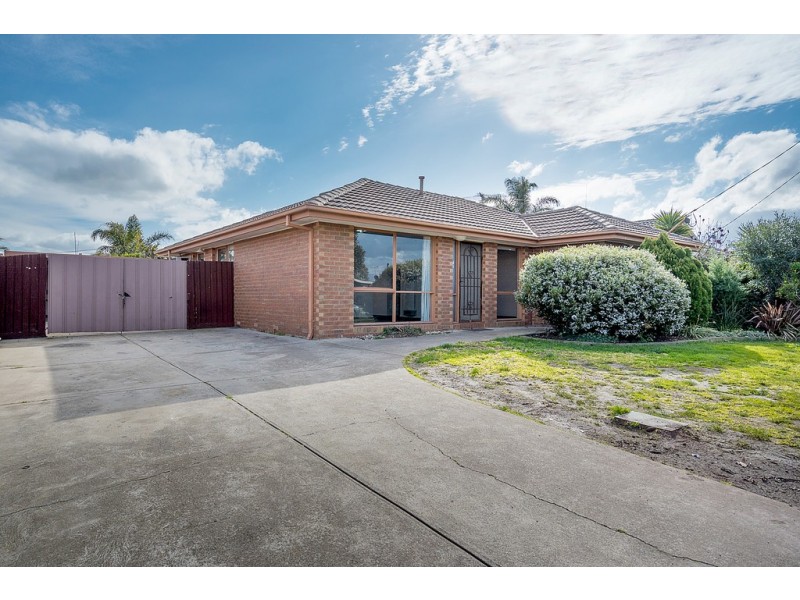 11 Silverton Court, Craigieburn VIC 3064