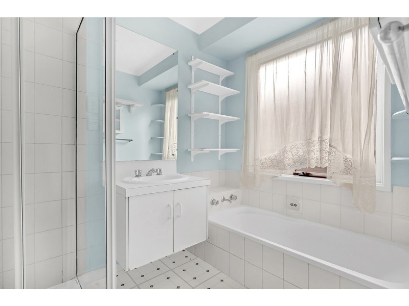 11 Silverton Court, Craigieburn VIC 3064