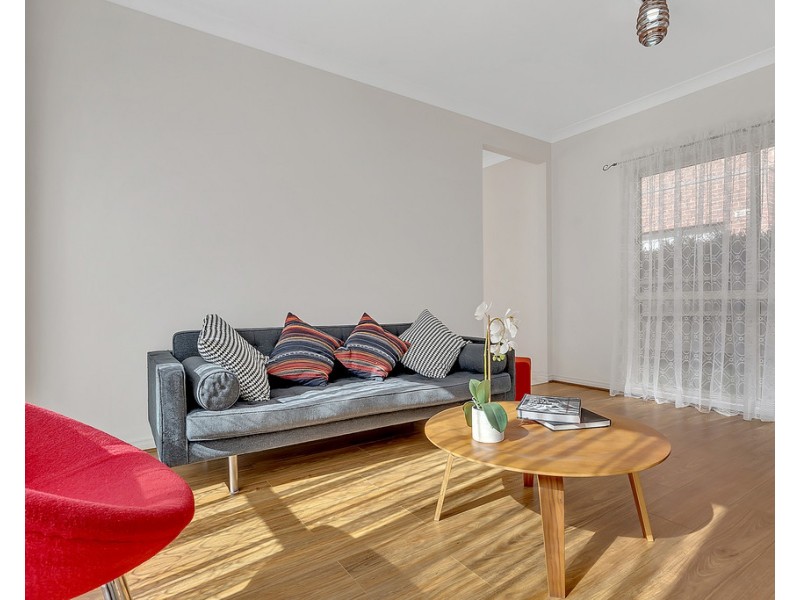 25 Flowerdale Crescent, Roxburgh Park VIC 3064