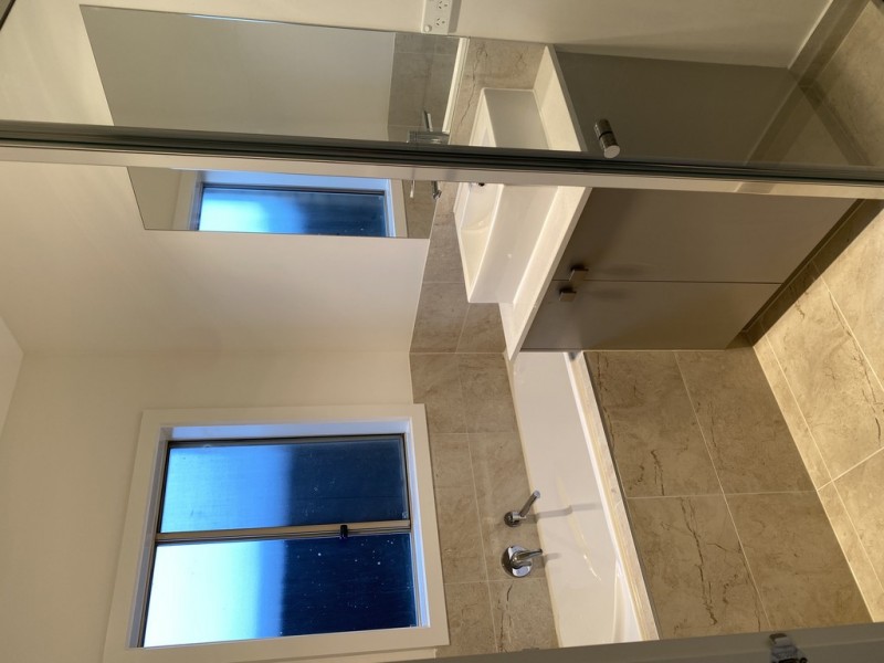 8 Oregan Way, Roxburgh Park VIC 3064