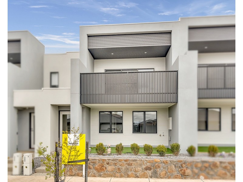 8 Ganges Road, Craigieburn VIC 3064
