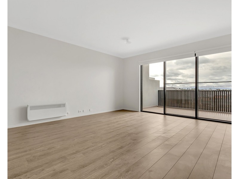 8 Ganges Road, Craigieburn VIC 3064
