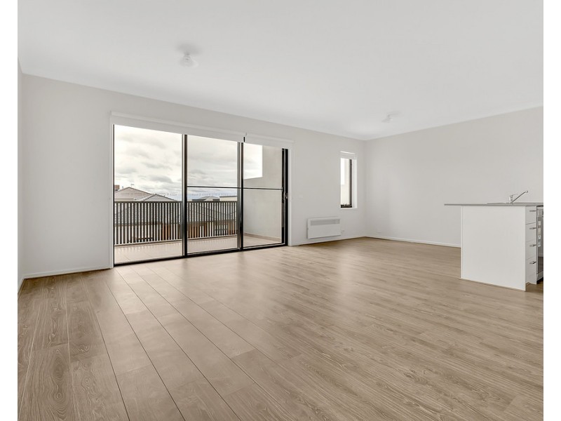 8 Ganges Road, Craigieburn VIC 3064