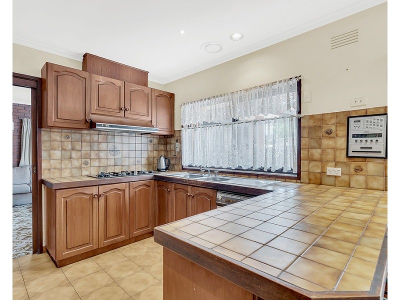 13 Una Street, Sunshine VIC 3020