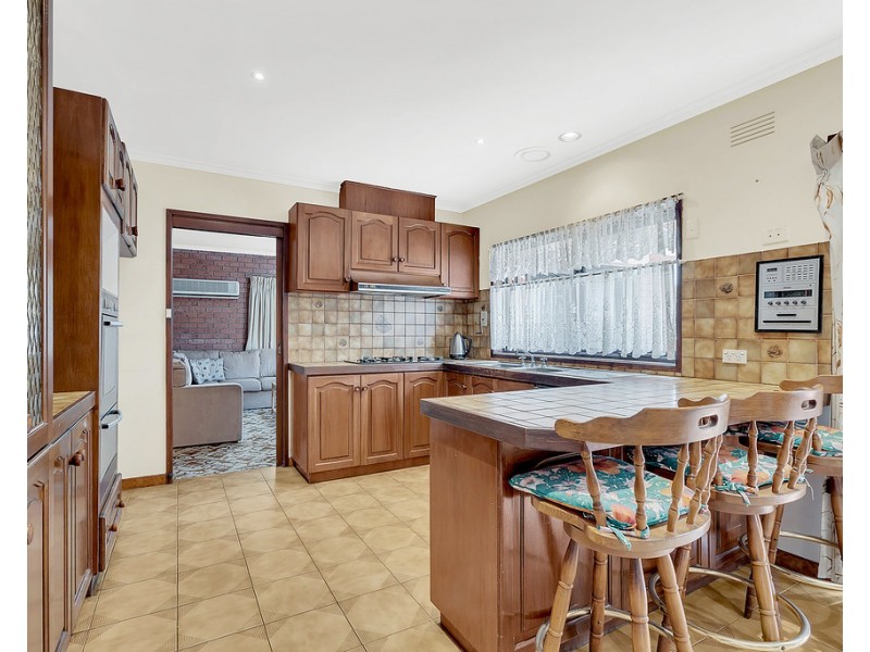 13 Una Street, Sunshine VIC 3020