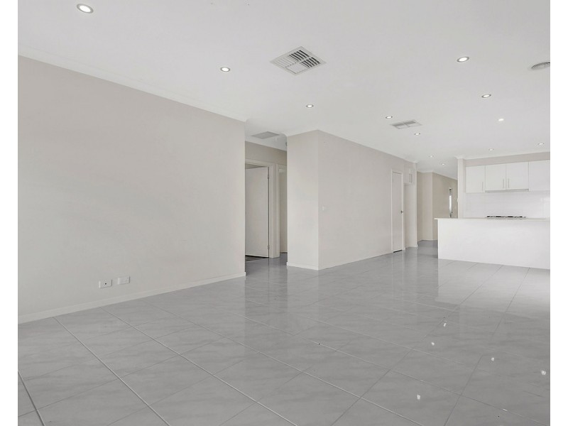 24 Bottlebrush Road, Craigieburn VIC 3064