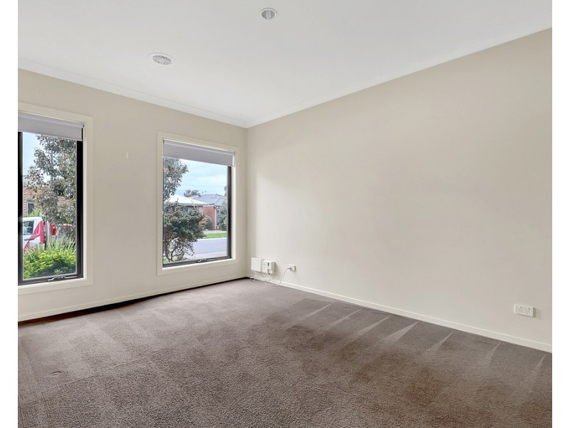 63 Gateshead Street, Craigieburn VIC 3064