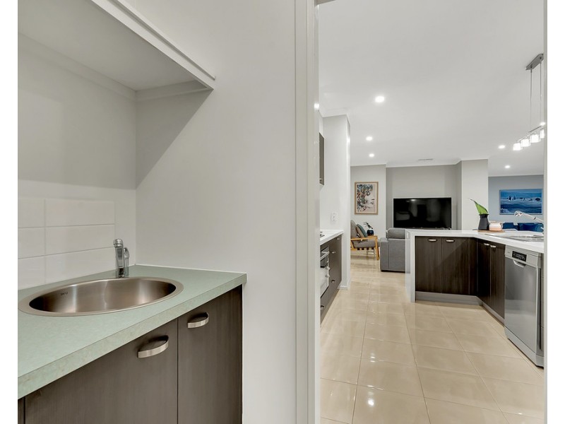 3 Gippsland Way, Craigieburn VIC 3064