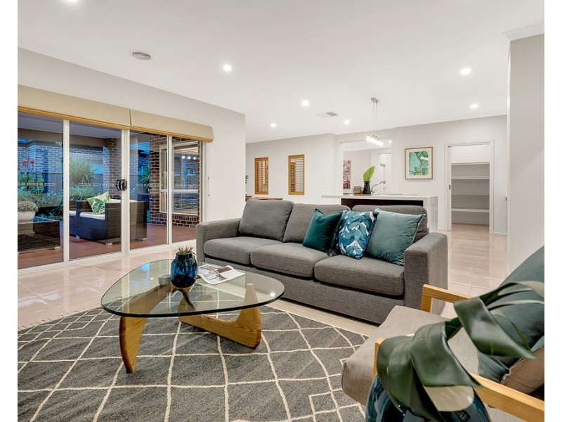 3 Gippsland Way, Craigieburn VIC 3064