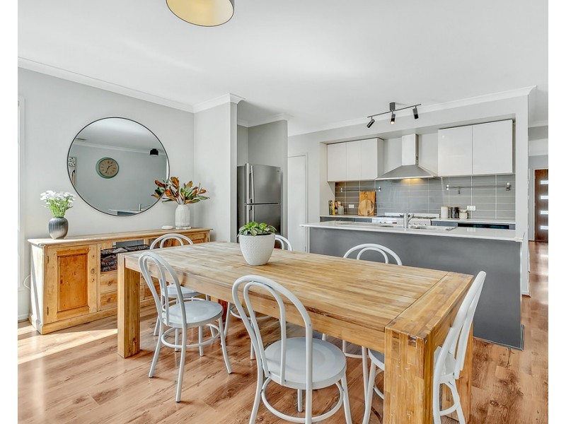 12 Falkland Road, Craigieburn VIC 3064