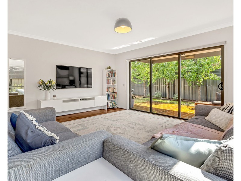 12 Falkland Road, Craigieburn VIC 3064