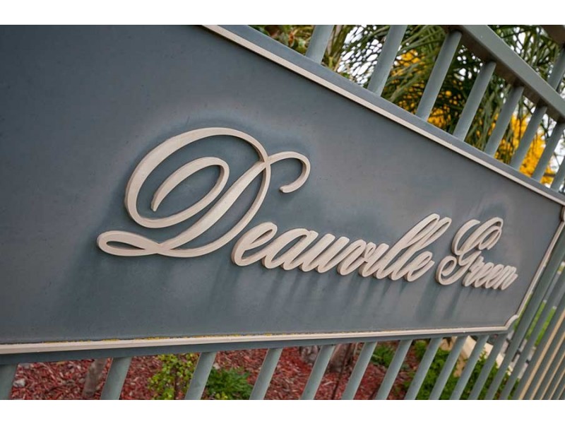 5 Deauville Green, Craigieburn VIC 3064