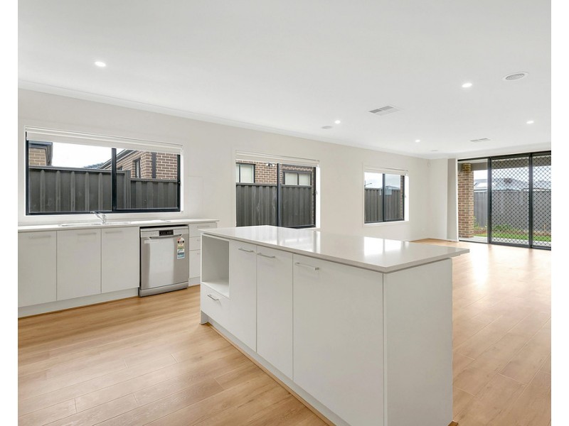 51 Pascal Crescent, Kalkallo VIC 3064