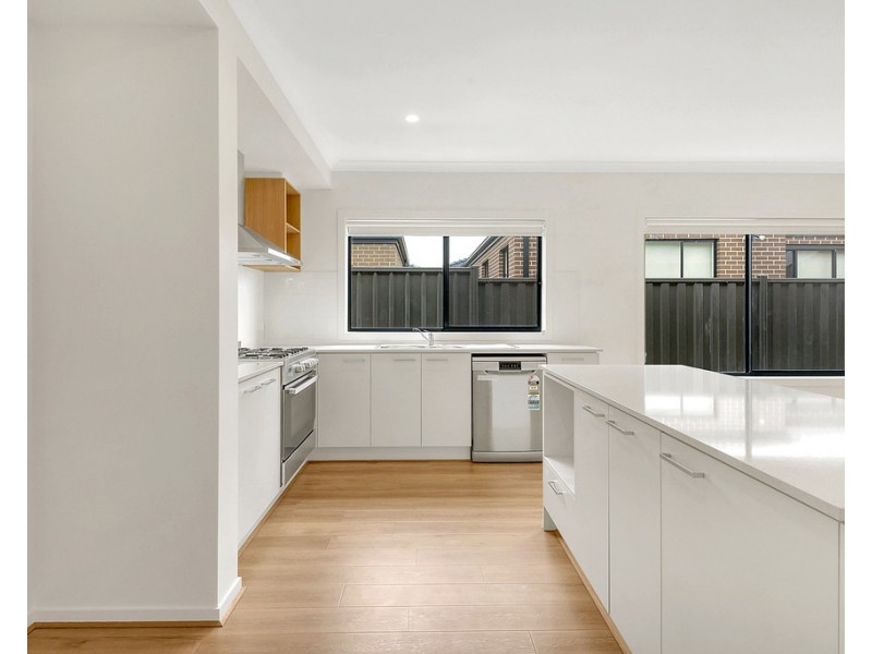 51 Pascal Crescent, Kalkallo VIC 3064