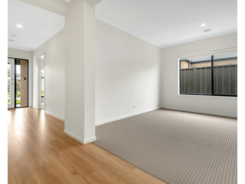 51 Pascal Crescent, Kalkallo VIC 3064