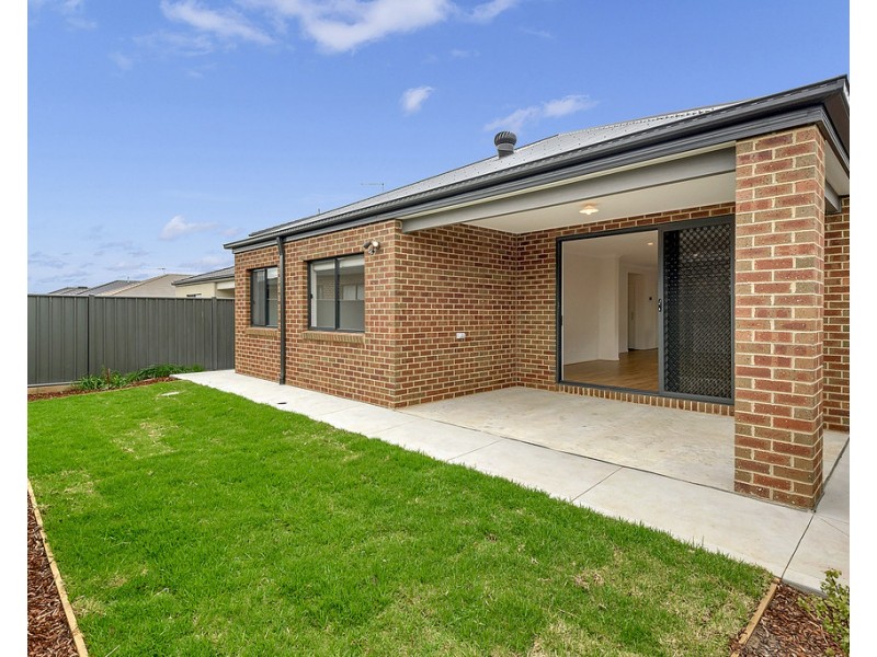 51 Pascal Crescent, Kalkallo VIC 3064