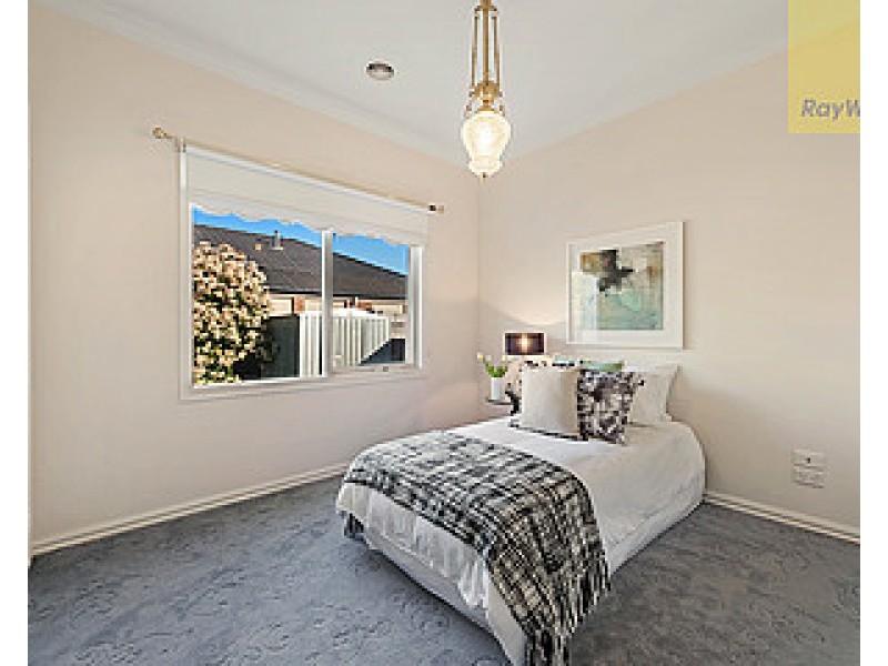 8 Barley Croft Lane, Craigieburn VIC 3064