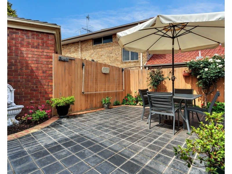 2/57-59 Yarcombe Crescent, Craigieburn VIC 3064