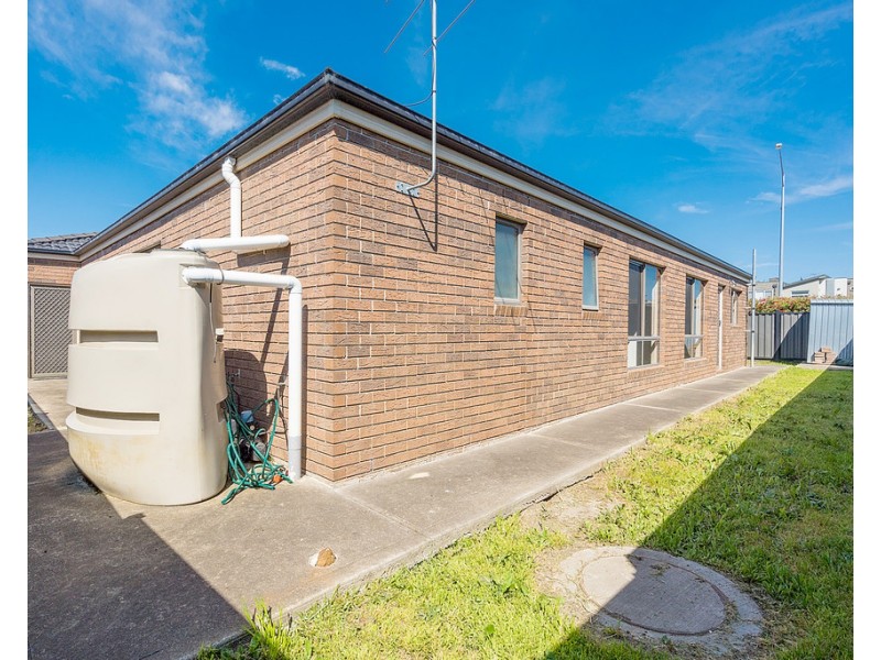 74 Corringa Way, Craigieburn VIC 3064