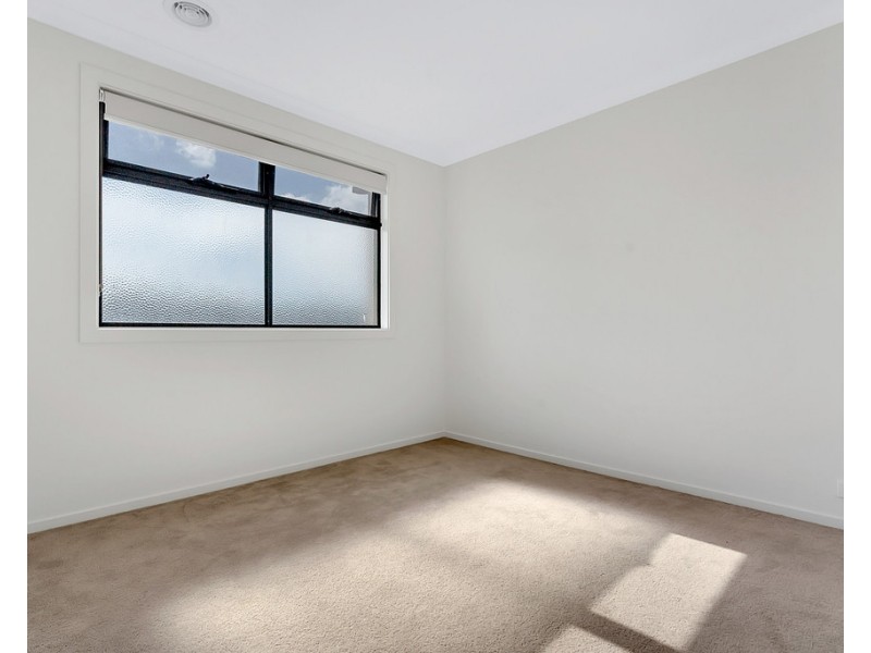 20 Fouz Street, Roxburgh Park VIC 3064