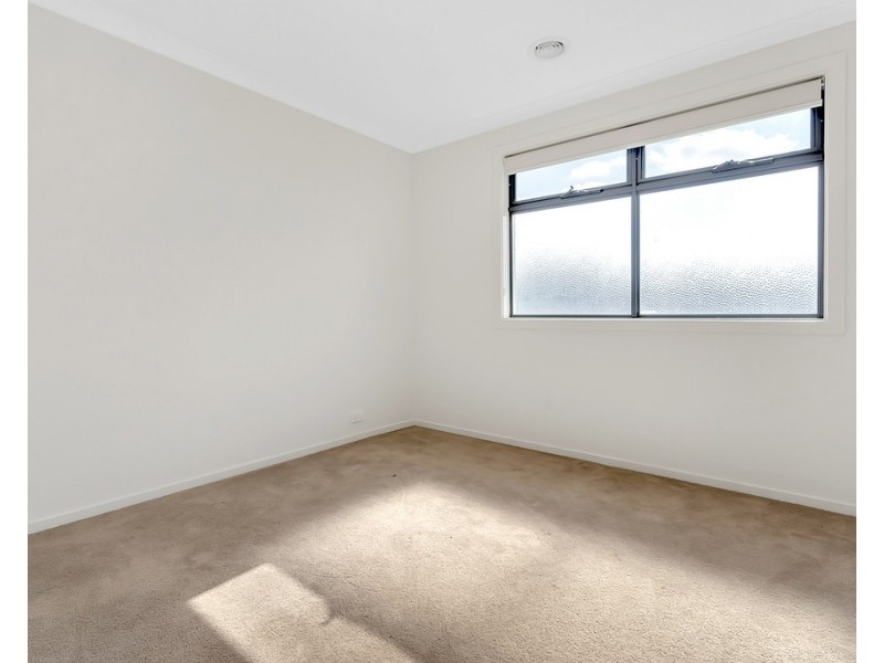 20 Fouz Street, Roxburgh Park VIC 3064