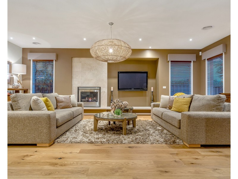 3 Bridgehaven Drive, Craigieburn VIC 3064