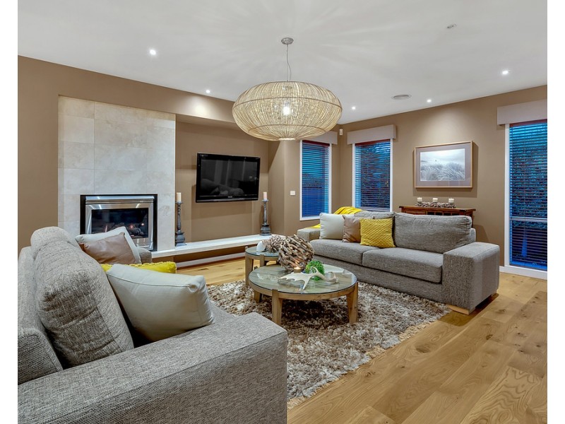 3 Bridgehaven Drive, Craigieburn VIC 3064