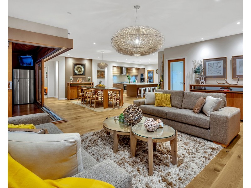 3 Bridgehaven Drive, Craigieburn VIC 3064