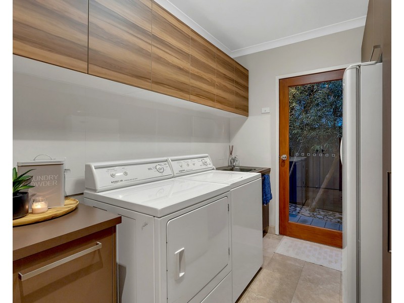 3 Bridgehaven Drive, Craigieburn VIC 3064