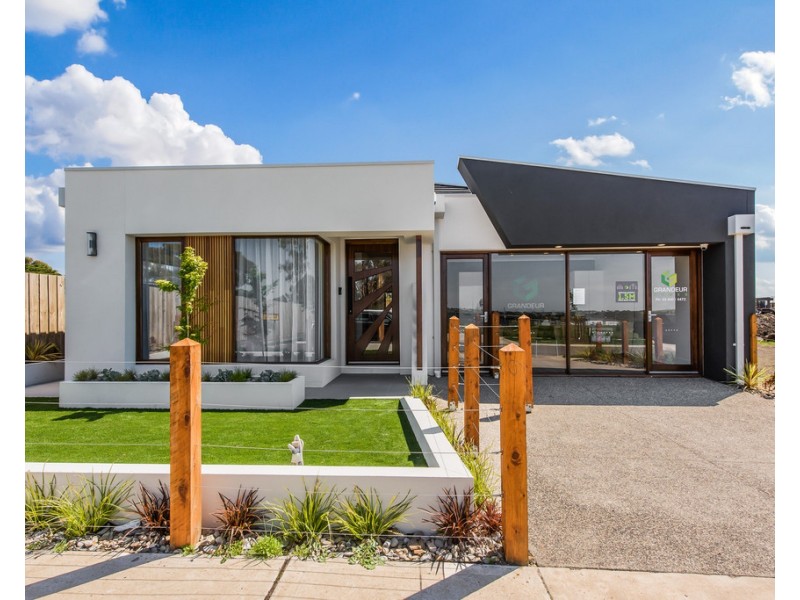 14 Maton Street, Greenvale VIC 3059