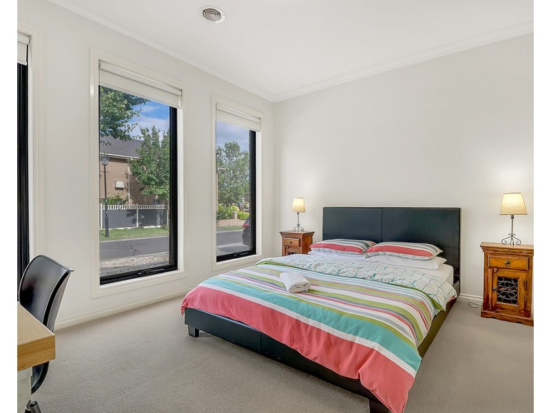 3 Driver Close, Craigieburn VIC 3064