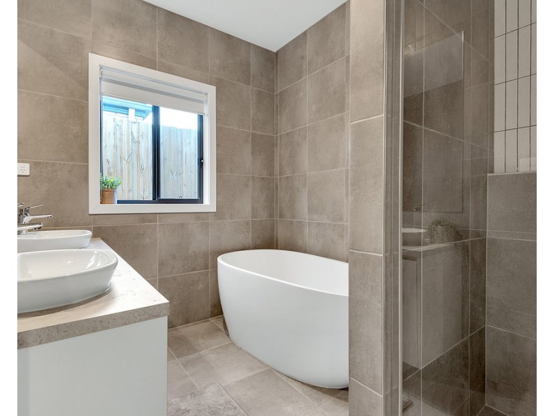 160 Brossard Road, Mickleham VIC 3064