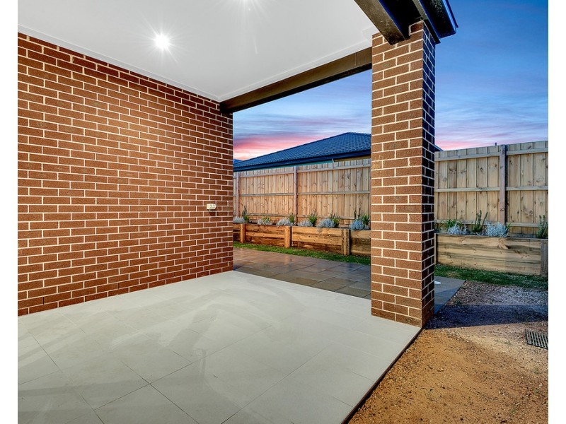 160 Brossard Road, Mickleham VIC 3064