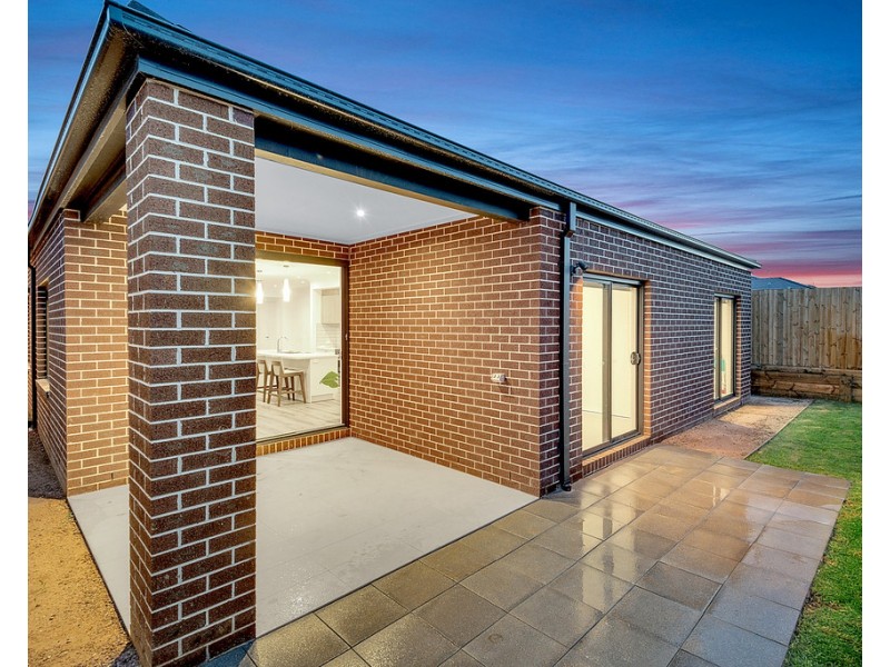 160 Brossard Road, Mickleham VIC 3064