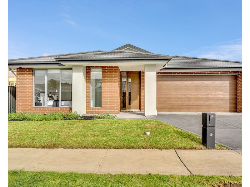 430 Brookfield Boulevard, Craigieburn VIC 3064
