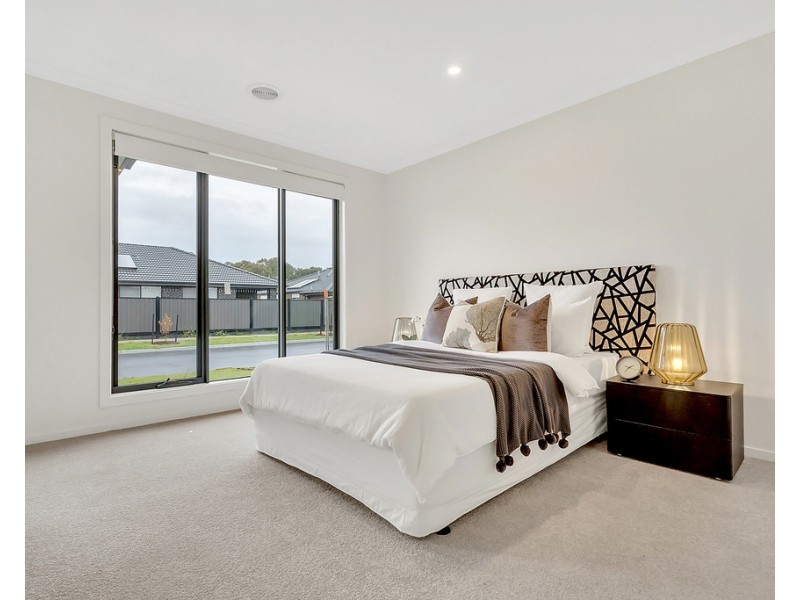 430 Brookfield Boulevard, Craigieburn VIC 3064